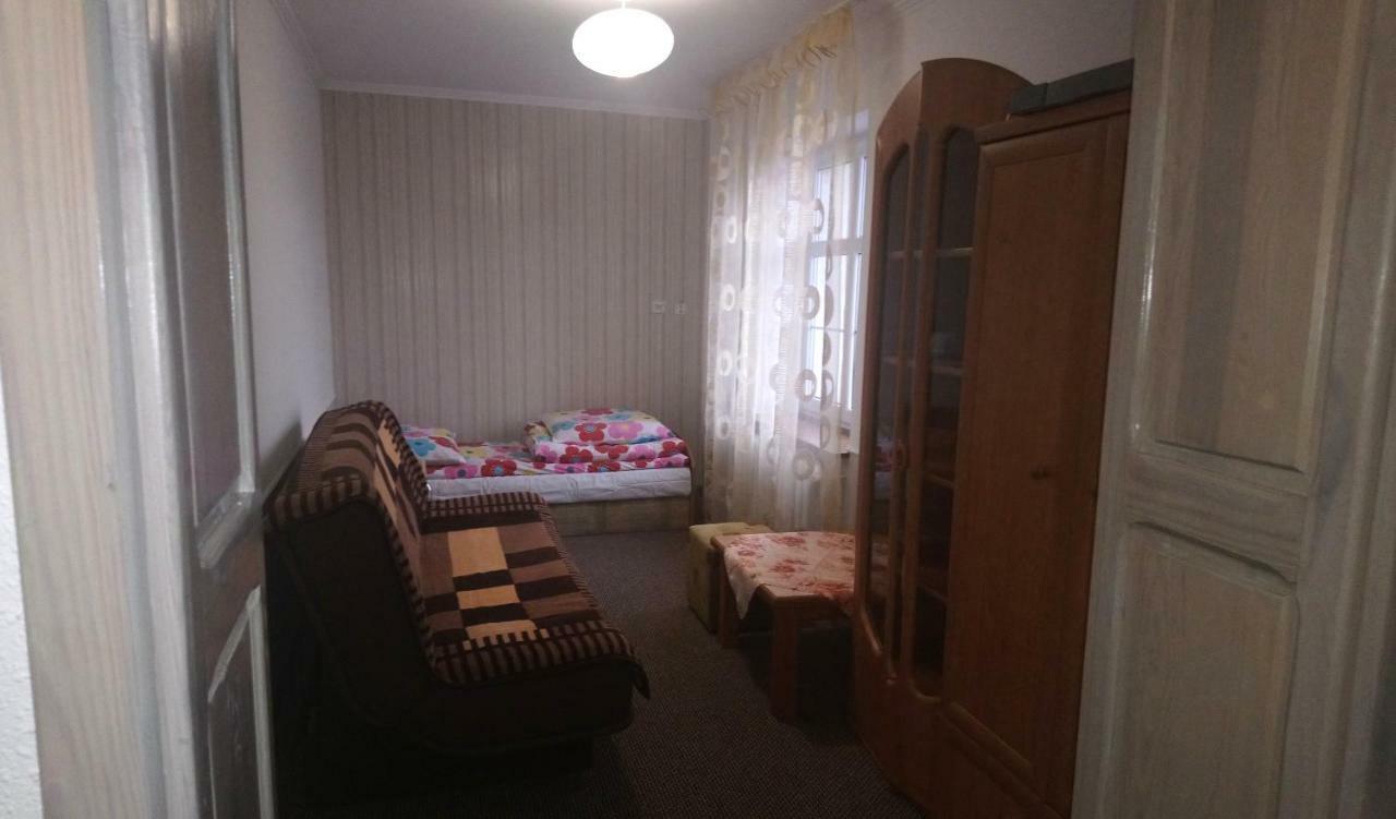 יארוסלאביש Pokoje Goscinne Straznica מראה חיצוני תמונה